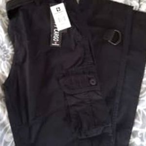 NWT SouthPole black cargo pants size 34x32